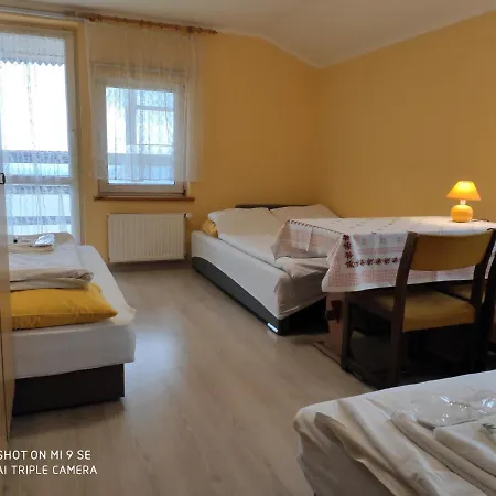 Na Przeleczy ファームステイ Poreba (Klodzko)